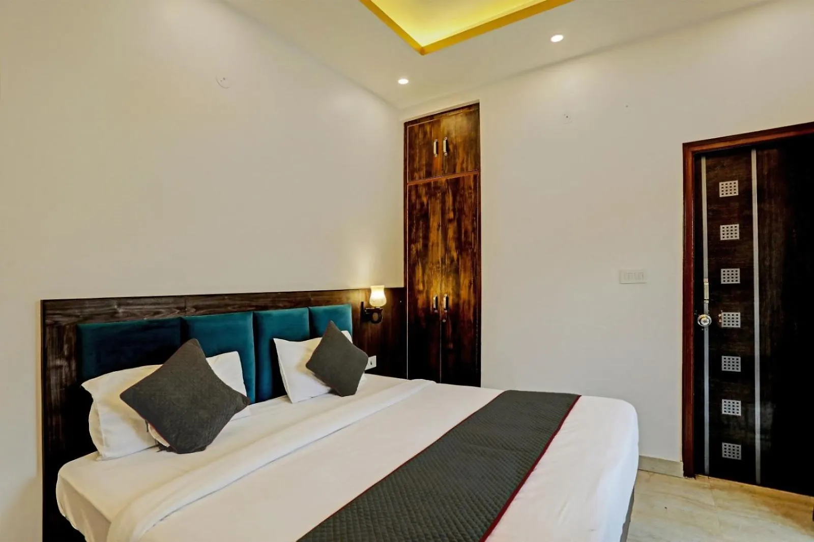 Hotel Rose Park New Delhi India